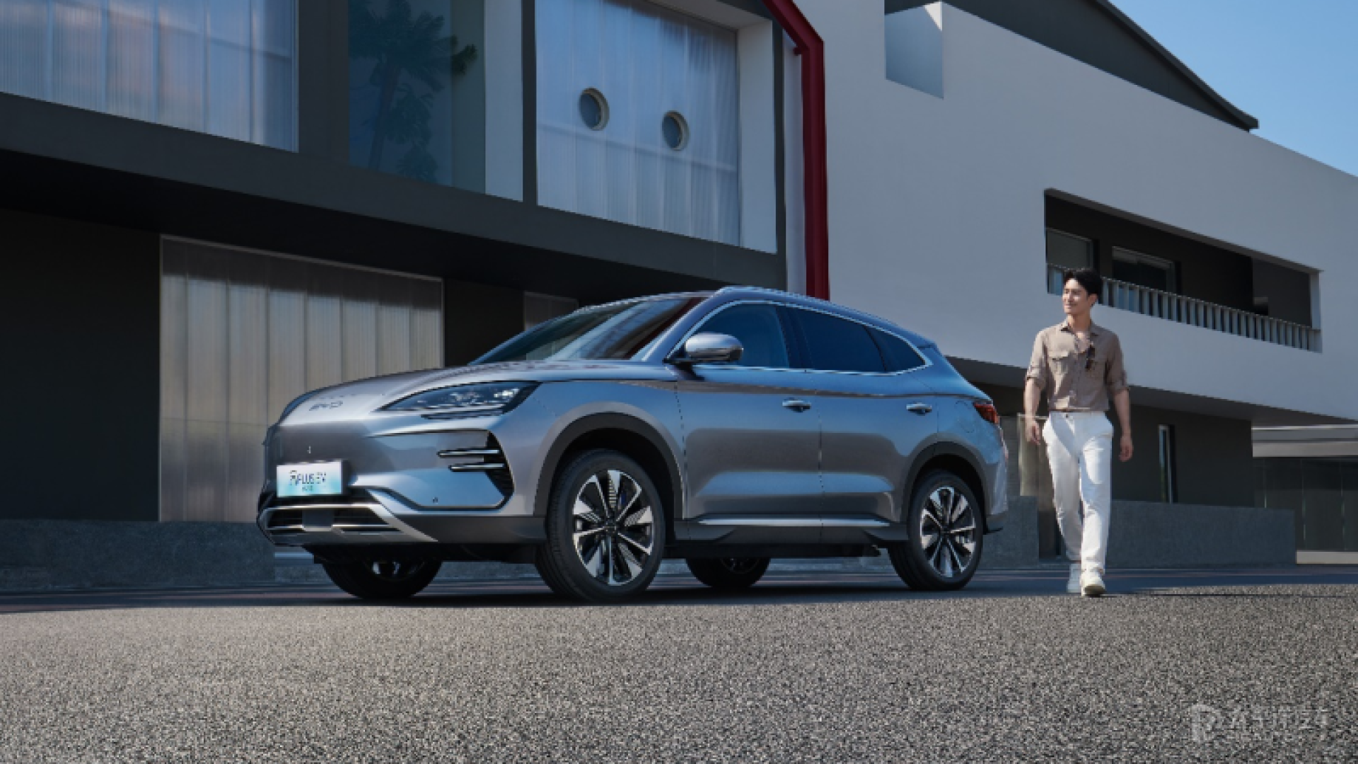 BYD Song Plus DM-i 2025 Flagship